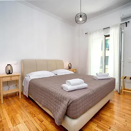 Acropolis Area Family Friendly 2bdr Athens