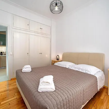 Apartment Acropolis Area Family Friendly 2bdr *