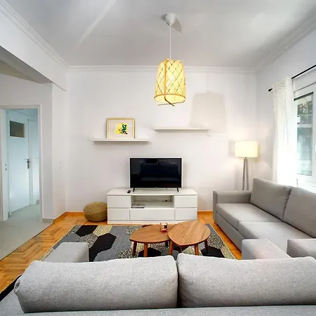 Apartment Acropolis Area Family Friendly 2bdr *